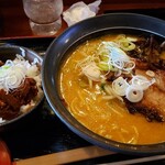 すすきのらぁめん 膳 - 料理写真: