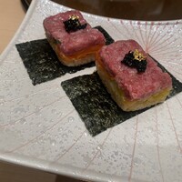 銀座 ちかみつ 並木通り - 厳選和牛のとろたくユッケ鮨