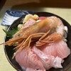 SushiHouse 希繋 - 料理写真:海鮮丼（赤出し付き）
900円