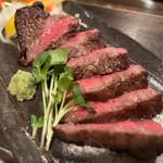 デンゾウ・バー - 黒毛和牛のステーキ