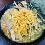 ラーメン 杉田家 千葉祐光店 - チャーシュー麺（大）・味玉・青菜＋ネギチャーシュー