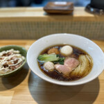 猫と月 chan mie noodles - 味玉醤油、チャーシューマヨネーズ丼