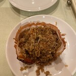 葡京日麗 - 皮だけ残して中には香腸と炊いた飯が入っているという贅沢。