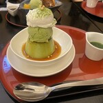 あんみつ抹茶処 雷門まとい - 濃厚抹茶ソースをかける前