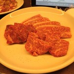 Yakiniku Kinoe - 