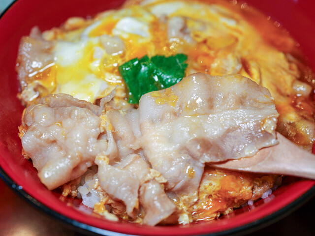 しぶき亭 東口本店 &ndash; 仙台のかつ丼専門店