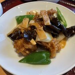 中華園 - 若鶏の炒め黒胡椒風味