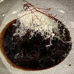 横須賀夜市 - 豚バラホロホロソーキの旨辛マーラー煮