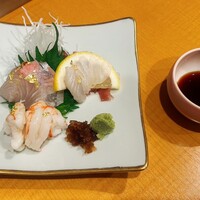 割烹かめ清 - 季節の会席コース(旬魚の盛り合せ あしらい一式)