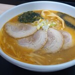 らーめん一心 - 料理写真:味噌ラーメンに゙チャーシュー追加で650円