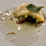 ブラッセリーベルナール - 北浦産クエの薪火焼き 燻製バターソース