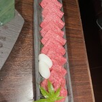 備長炭焼肉としゃぶしゃぶ 仔虎 - 