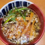 中華そば うえまち - つけ麺にゴボウが追加されてます