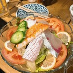 Izakaya Habotan - 海鮮サラダ 980円