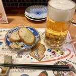 Saketo Tsumami Fuchuu Furatto - お通し と 生ビールジョッキ
