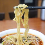 桂園 - 麻辣麺の麺