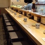 丸一 - 店内の様子！カウンター全１３席～♪(^o^)丿