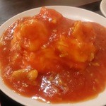 台湾料理 四季紅 - 「日替りランチ」のエビ玉子チリ