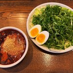 広島風冷しつけ麺・楽 - 