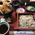 鈴乃屋 - 料理写真:上天重¥1,800-、半もり蕎麦+¥300-