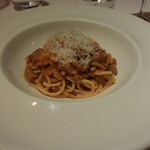 リストランテ カノフィーロ - 恵庭産米豚のサルシッチャとポルチーニ茸のトマトソース　スパゲッティ てょ