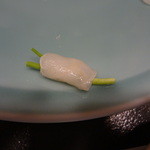 臼杵ふぐ処 良の家 - てっさ巻き