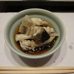 臼杵ふぐ処 良の家 - ちり鍋　ふぐ身の盛り付け