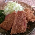 とんかつ くにか - ハムカツとめんちかつ(小)とひれかつ＠840円