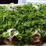たこ焼 まるしろ - たこ焼きのネギとマヨネーズトッピングです