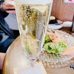 シーフードスタンド パチョレック ハナタレ - 注ぎ終了^ - ^