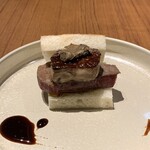 焼肉うしごろ - 牛ヒレ・フォアグラ・トリュフのロッシーニサンド