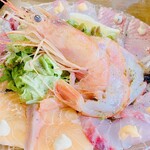 SEAFOOD STAND PACIOREK HANATARE - カルパッチョ（＾ν＾）