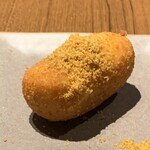焼肉うしごろ - ずわい蟹のクリームコロッケ　カラスミ添え