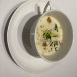 ジョルジュ・アン・サンク - 