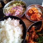 炭火焼肉 かんちゃん - サイド類とごはん中盛
