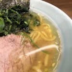 寿々喜家 - いと黄色く光る鶏油