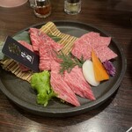 備長炭焼肉としゃぶしゃぶ 仔虎 国分町店 - 