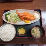 お食事処 藤 - エビフライ定食