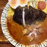 般゜若 PANNYA CAFE CURRY - マハーカツカレー
            チキントッピング
            卵のピクルス