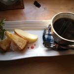 遊の丘 - 十割手打ちそば＋ドリンク＋デザート付￥1100のドリンクとデザート（H25.12.5撮影）