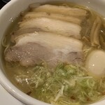 ラーメン専門店 徳川町 如水 - 香そば　塩　全部のせ　¥1,130