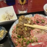 Tan Shari Yakiniku Tantatan - 柔らかくて甘い。牛タン切り落としミックスセット 税込1430円