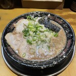 無鉄砲  大阪店 - とんこつラーメン