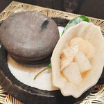 祇園おくむら - ツブ貝・ホタテ・烏賊の石焼き