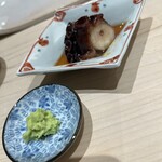 Ginza Sushi Nakahisa - 蛸の桜煮です。手前の本山葵をたっぷり乗っけていただきます