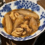 Sakanadeippai Sakana Yasan No Izakaya - イカゲソと里芋の煮物