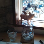 遊の丘 - 水とおしぼり（H25.12.5撮影）