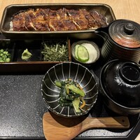 うなぎ四代目菊川 東京駅黒塀横丁店 - 