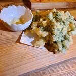 地酒と道産食材 一笑 - パセリ天ぷら