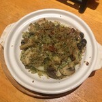 ワイン＋つまみ Nomka - 白バイ貝とマッシュポテトのオーブン焼き